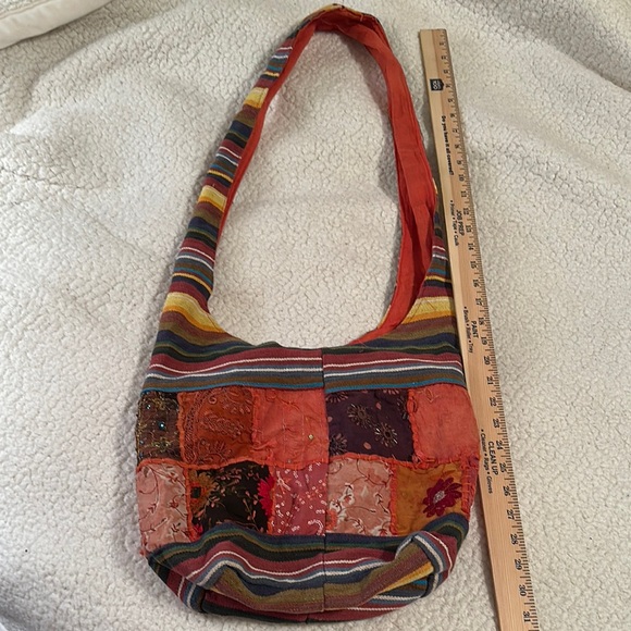 Source Unknown Red and Orange Shoulder Bag with Patchwork Design - Picture 7 of 13